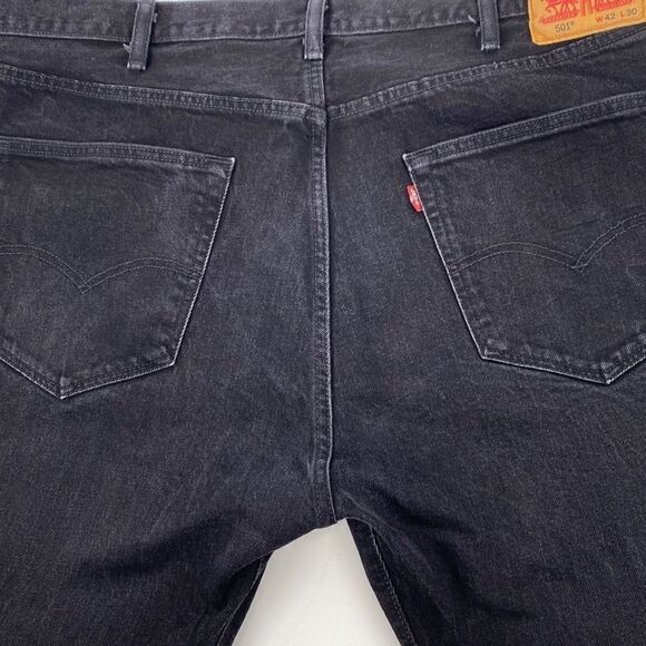 Levi's 501 Women's Denim Jeans Button Fly Straight Leg Black Size 42/30 - Picture 8 of 13